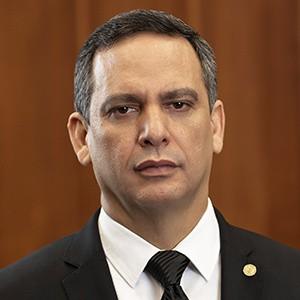 Luis Henry Molina Peña